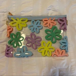 Can’t Clutch This Flower Power Clutch